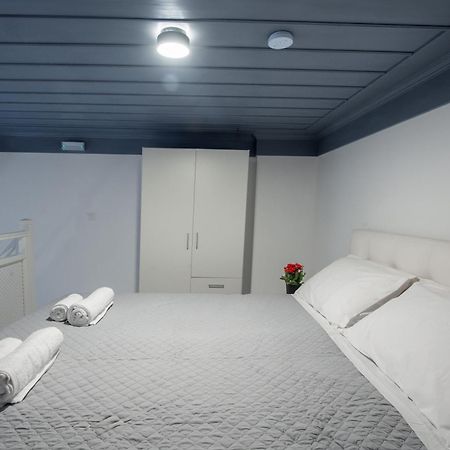 Porto Harani Seaside Apartments Sými Esterno foto