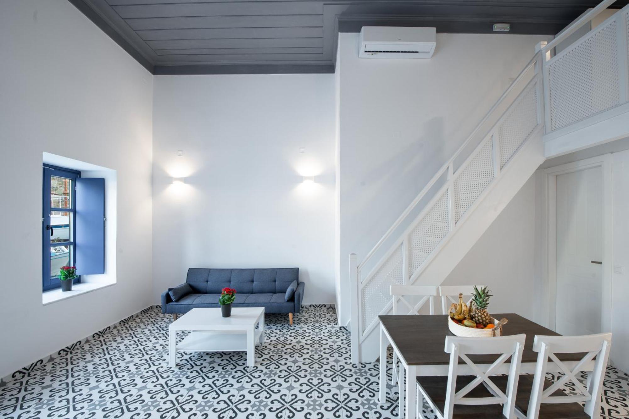 Porto Harani Seaside Apartments Sými Esterno foto