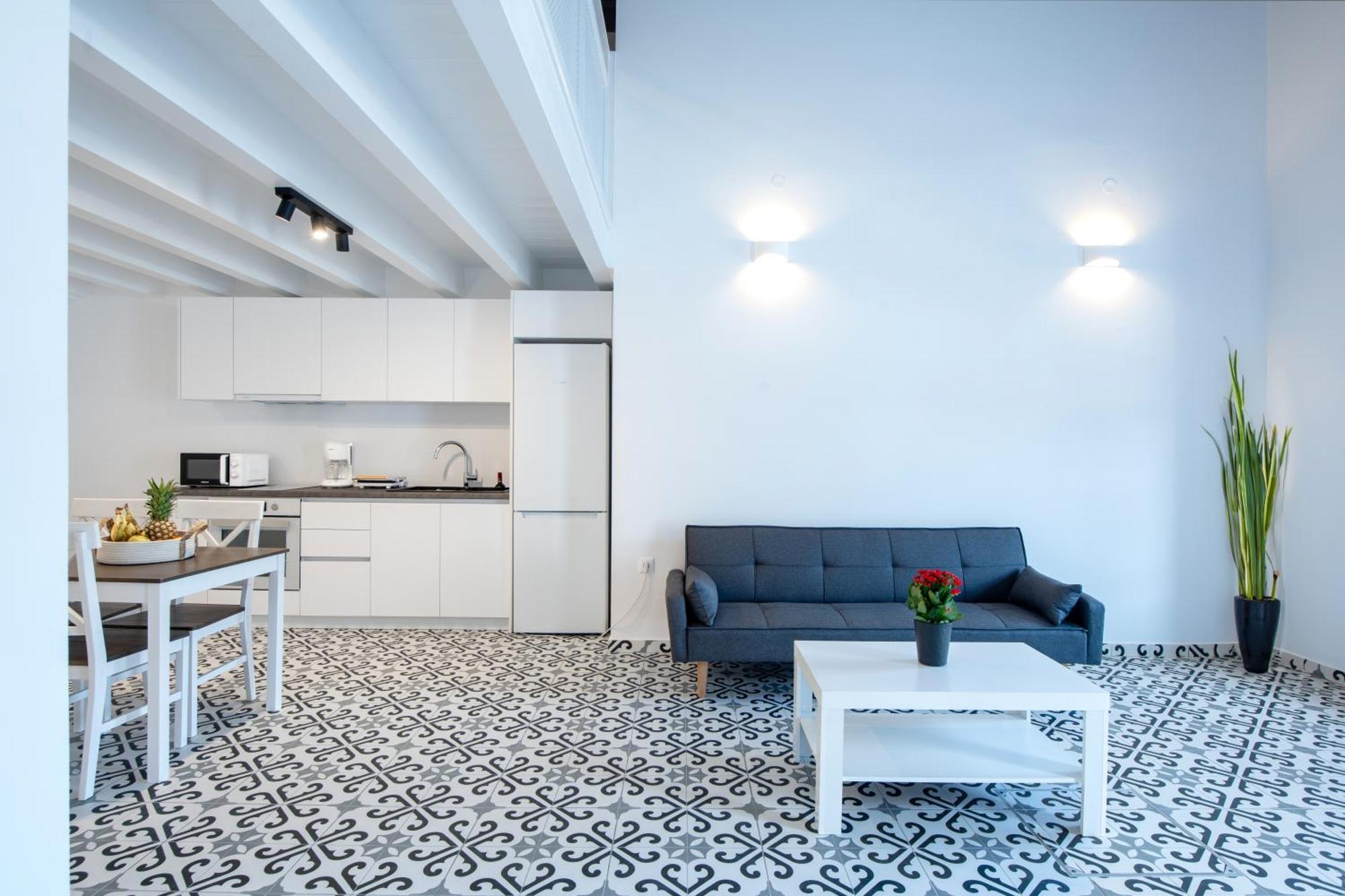 Porto Harani Seaside Apartments Sými Esterno foto